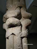 Pannonhalmi. Abadía Benedictina de San Martín. Haces de columnas decorados