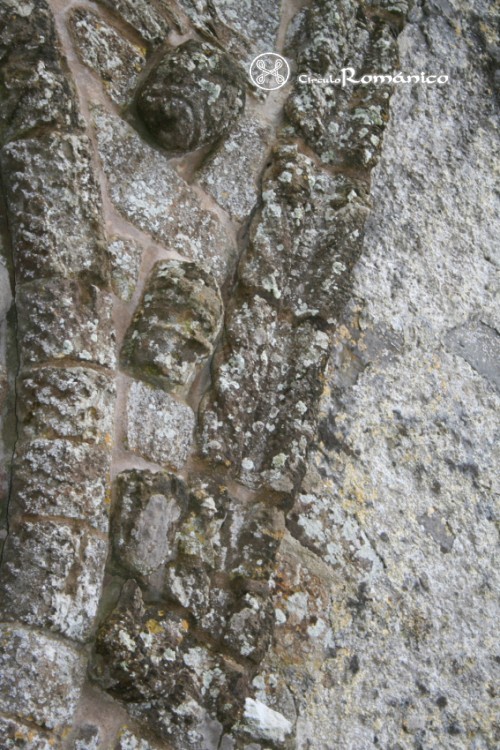 Clonfert. Saint Brendan.Detalle de cabezas