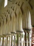 Amalfi. Duomo de San Andrés. Claustro. Arcos entrecruzados