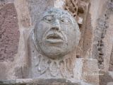 Bisarcio. Sant'Antioco. Ménsula con rostro grotesco