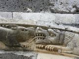 Saccargia. Santissima Trinità. Arquivolta con animales fantásticos