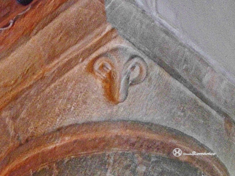 Colecchio. San Prospero. Capitel con cabeza de carnero