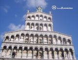Lucca. San Michele in Foro. Fachada pies, parte superior