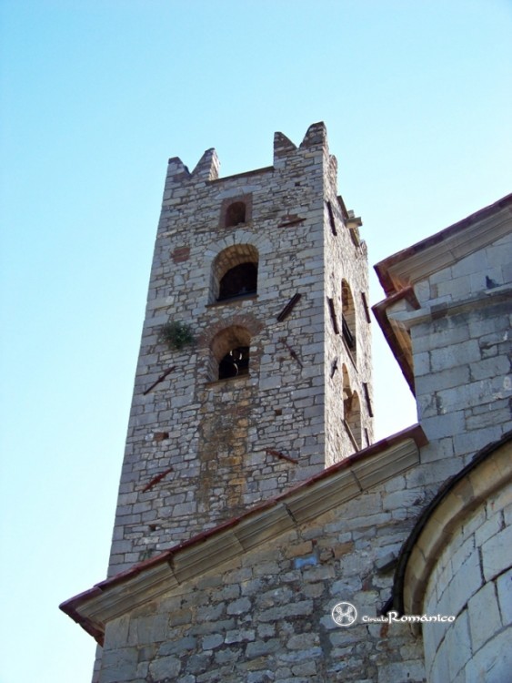 Massarosa. San Pantaleone a Elici. Torre campanario