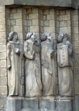 Maastrich. St. Lambertus. Estatuas columnas (reconstrucción)