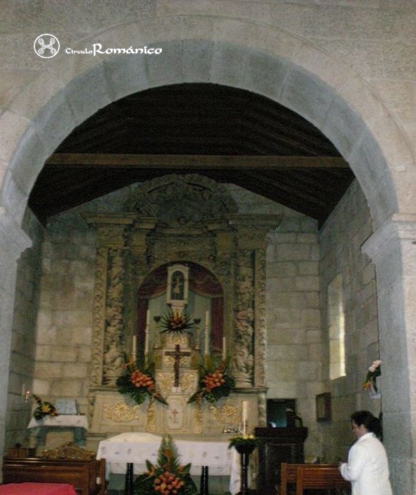Freixo de Abaixo. Iglesia del divino salvador. Interior, altar mayor