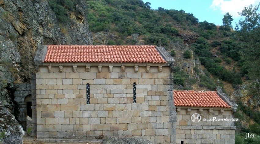 Viseu-Tabuaço. San Pedro das Águias. Lado sur