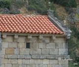 Viseu-Tabuaço. San Pedro das Águias. Canecillos de la cabecera