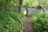 Caldey Island. Monasterio de Saint Illtud.Acceso al recinto