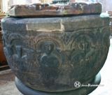 Acton. Iglesia de Santa Maria.Monje