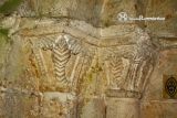 Oxhill. Iglesia de San Lorenzo.Capiteles vegetales del lado izquierdo
