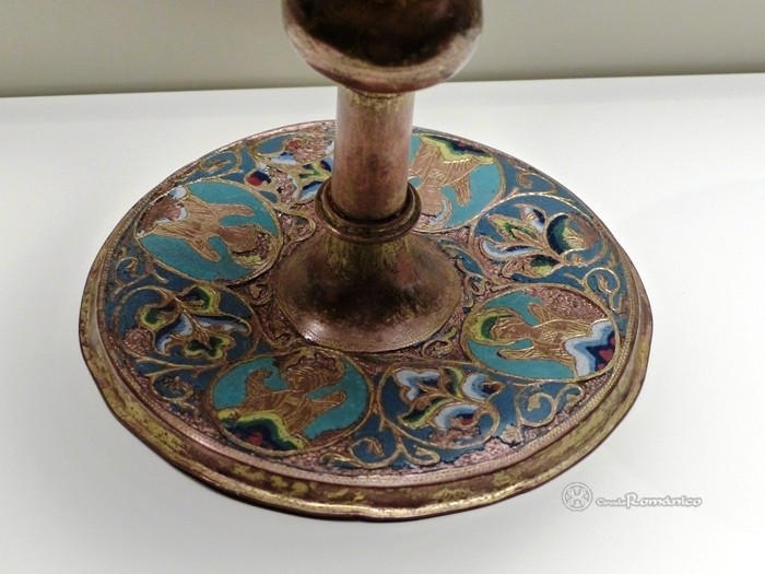 MNAC. Orfebrería. Detalle del pie de la copa