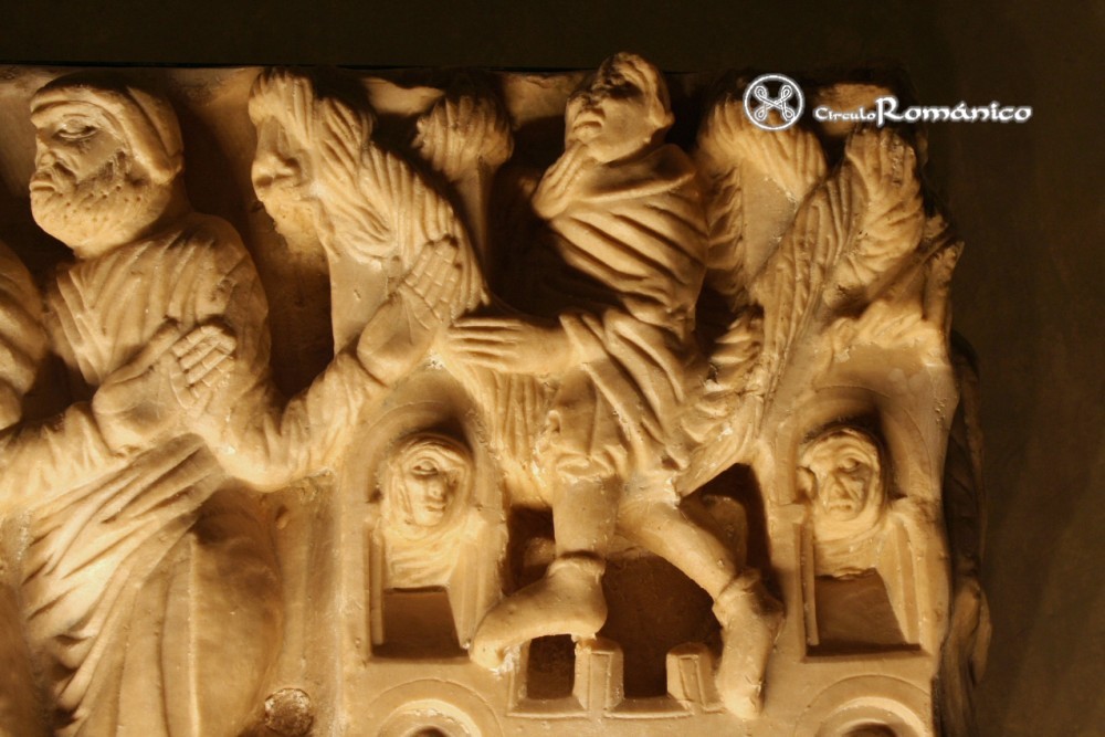 Cabestany. Mº de Reproducciones Artísticas. Detalle del sarcófago